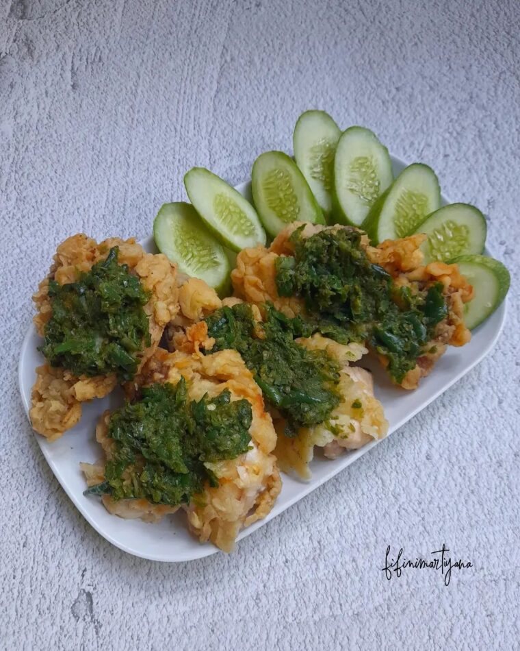 Resep Ayam Geprek Lombok Ijo Dari fifinimartiyana