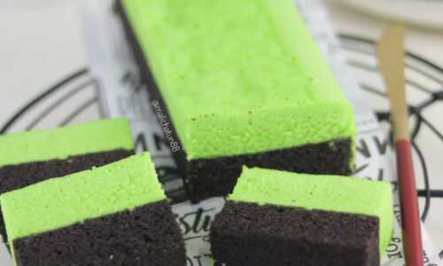 Brownis Ketan Hitam Pandan