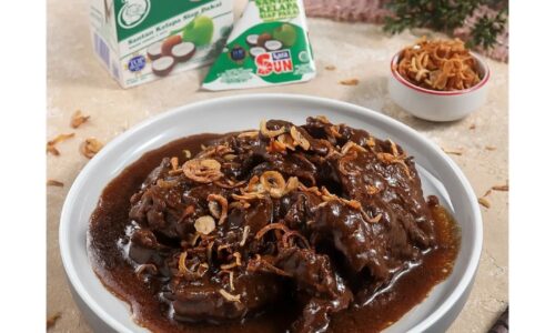 Daging Masak Hitam - Masakan dari Daging Sapi dan Santan