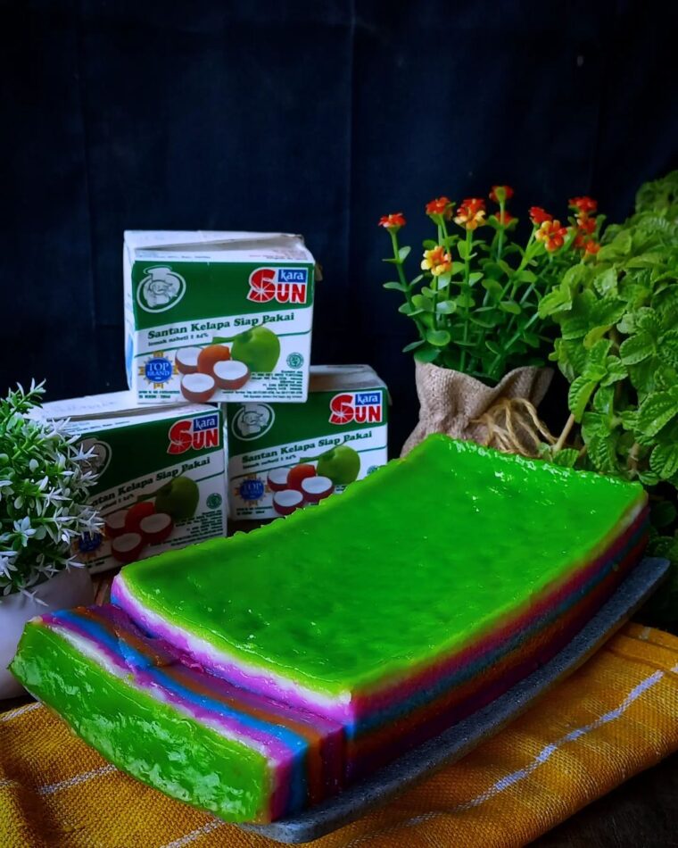 Resep Kue Lapis Rainbow Dari mama_aurel_aerilyn