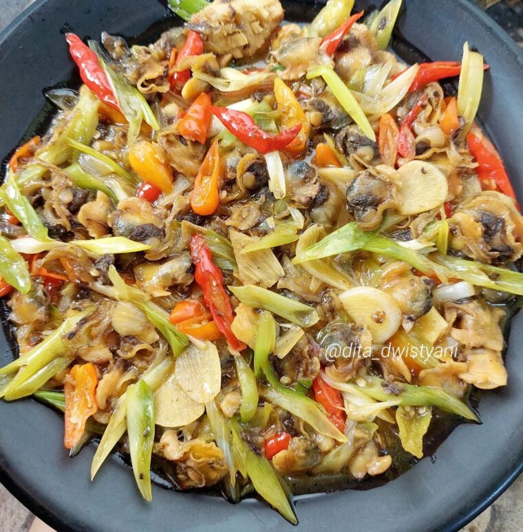 Resep Oseng Kerang Daun Bawang Dari dita_dwistyani