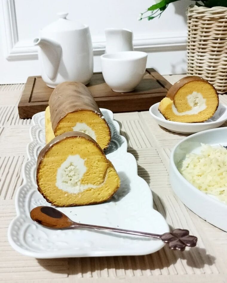 Resep Roll Cake Dari herlina2012