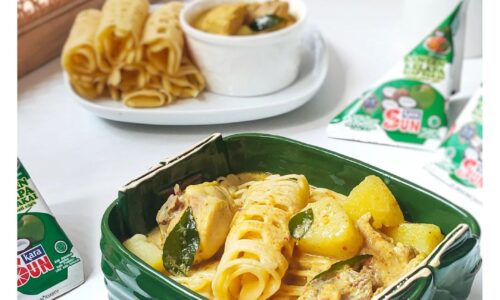 Roti Jala Kari Ayam - Masakan dari Cabai, Kentang, dan Telur