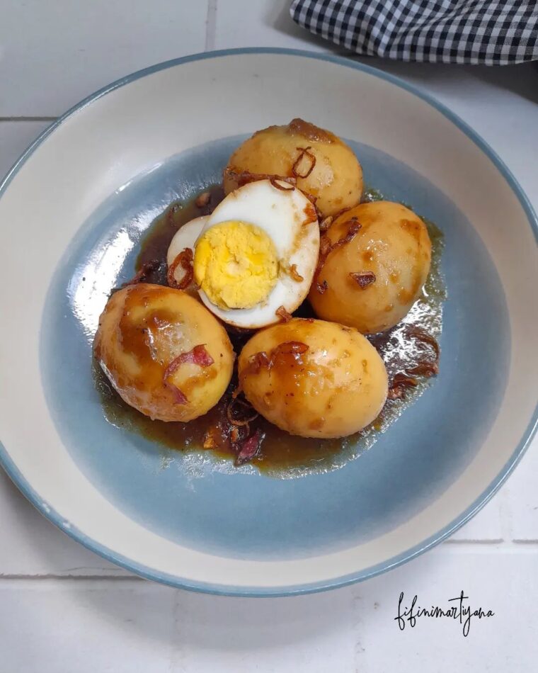 Resep Semur Telur Dari fifinimartiyana