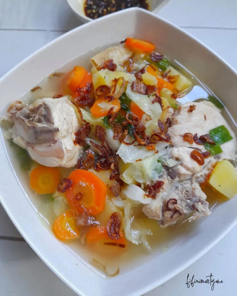 Resep Sop Ayam Simple Dari fifinimartiyana