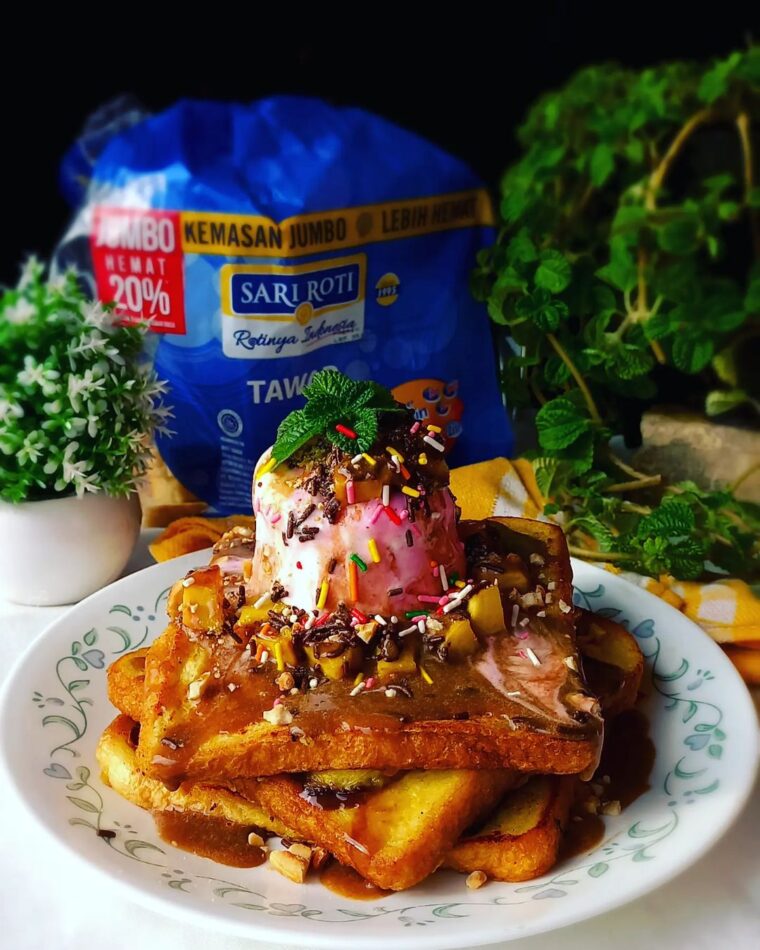 Resep Toasted Ice Cream Banana Chocolate Dari mama_aurel_aerilyn