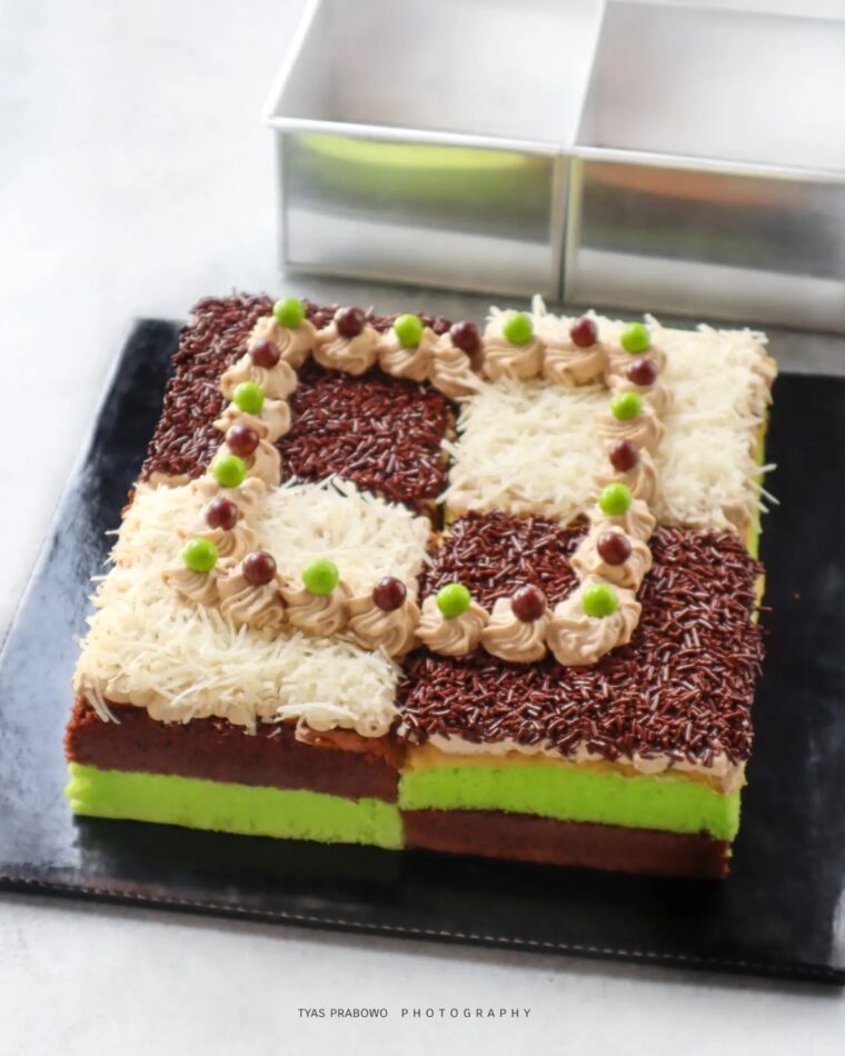 Resep Cake Lapis Pandan Coklat Dari tyasprabowo