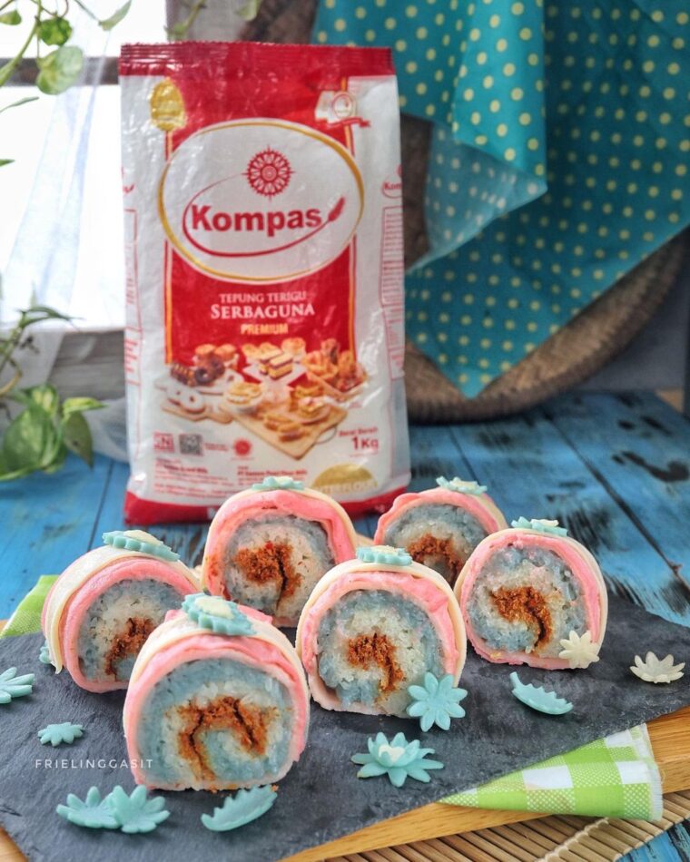 Resep Dadar Gulung Isi Ketan Serundeng Dari friel_sit