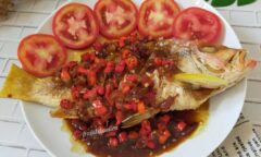 Resep Ikan Goreng Saus Kecap Dari fransiskaailen