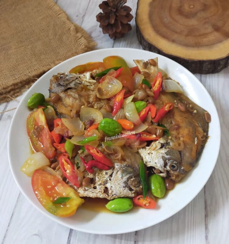 Resep Ikan Goreng Tauco Dari fransiskaailen