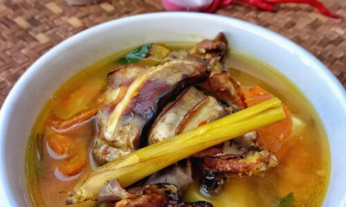 Ikan Kuah Asam Khas Kupang