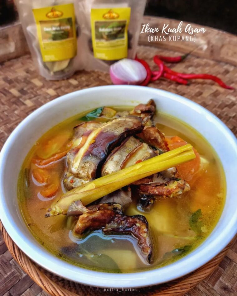 Resep Ikan Kuah Asam Khas Kupang Dari citra_haries