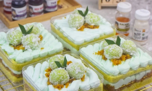 Klepon Cake Dessert Box