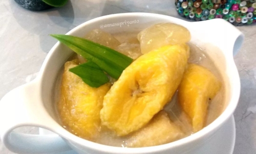 Kolak Pisang Minimalis - Minuman dari Vanila