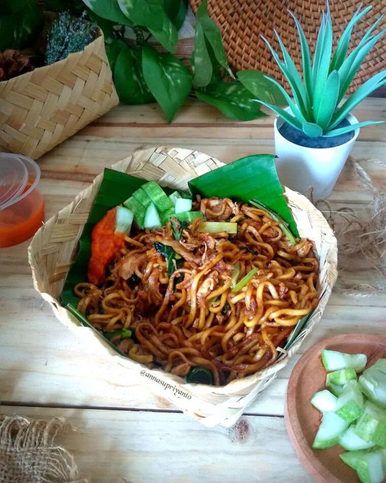 Resep Mie Goreng Ekonomis Dari annasupriyanto