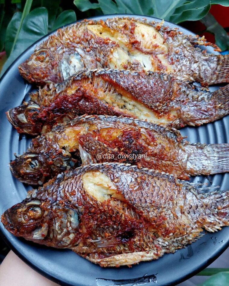 Resep Nila Laut Goreng Dari dita_dwistyani