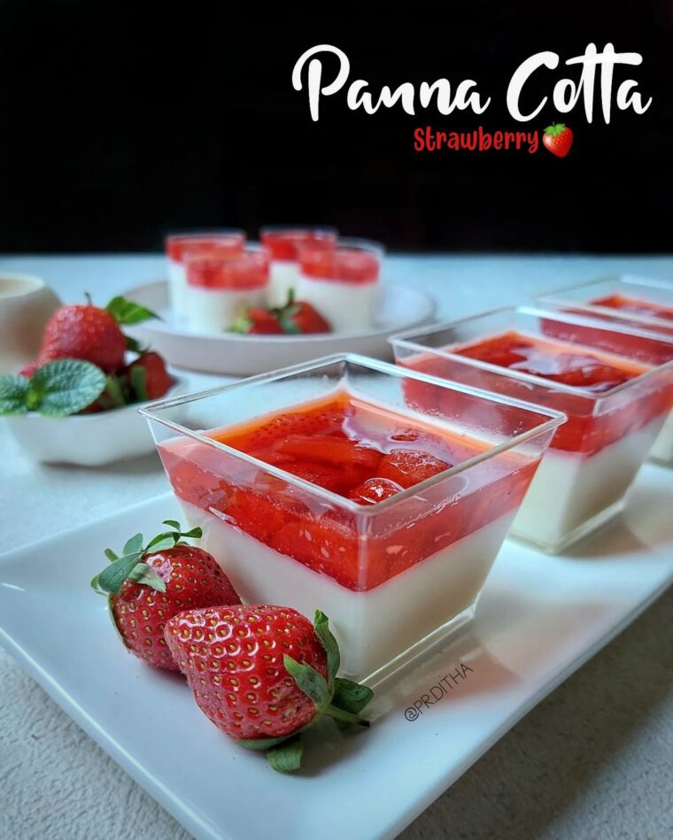 Resep Panna Cotta Strawberry Dari pr.ditha