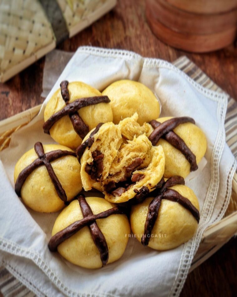 Resep Pao Labu Kuning Isi Ayam Kecap Dari friel_sit