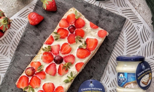 Sandwich Keju Oles Strawberry
