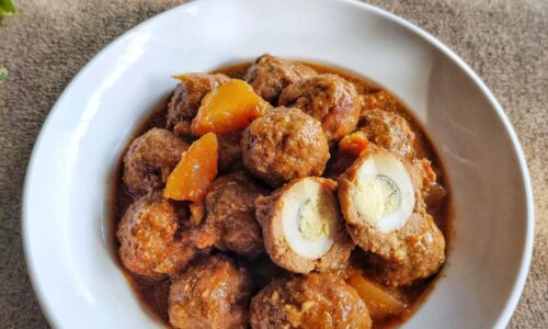 Semur Bola-bola Daging