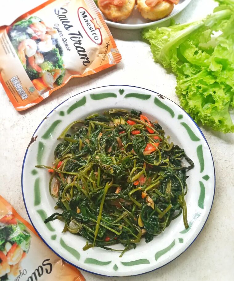 Resep Tumis Kangkung Saus Tiram Dari nana_hanif7