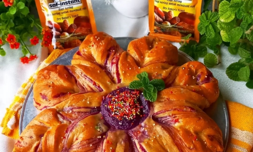 Flower Bread Pasta Taro