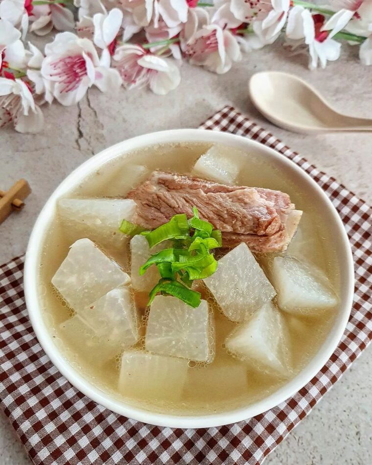 Resep Radish Ribs Soup Dari yscooking