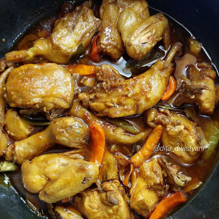 Resep Ayam Kecap Pedas Dari dita_dwistyani