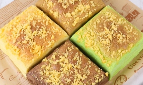 Four Season Custard Crumble Cake