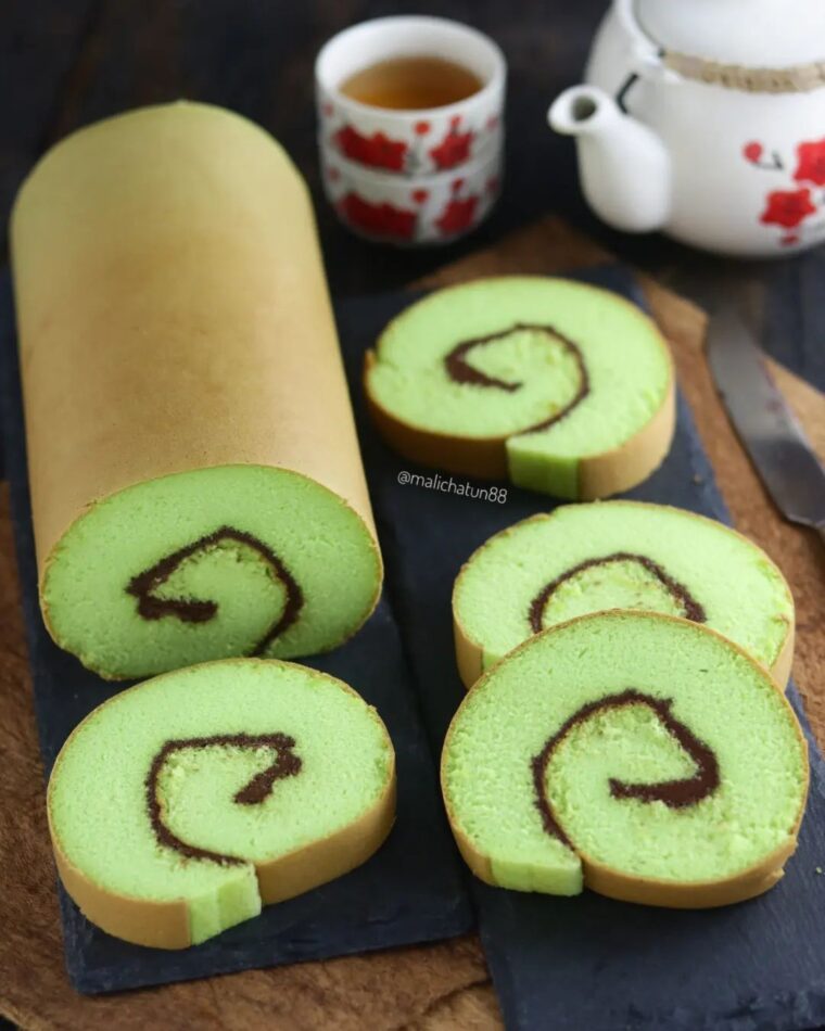 Resep Roll Cake Pandan Dari malichatun88