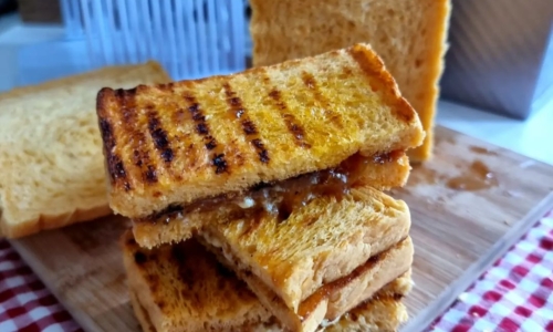 Roti Tawar Ubi Kuning