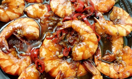 Black Pepper Garlic Shrimp