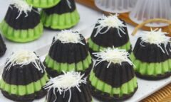 Resep Bolu Kukus (Pandan Ketan Hitam) Dari fitriyas_widodo