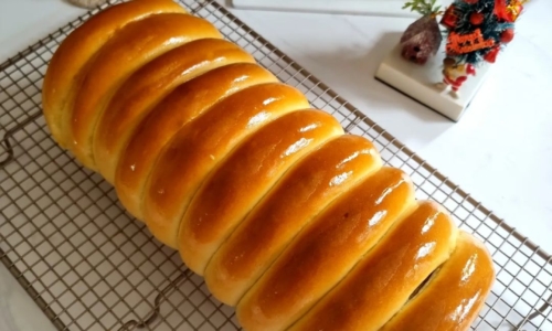 Roll Cake Bread
