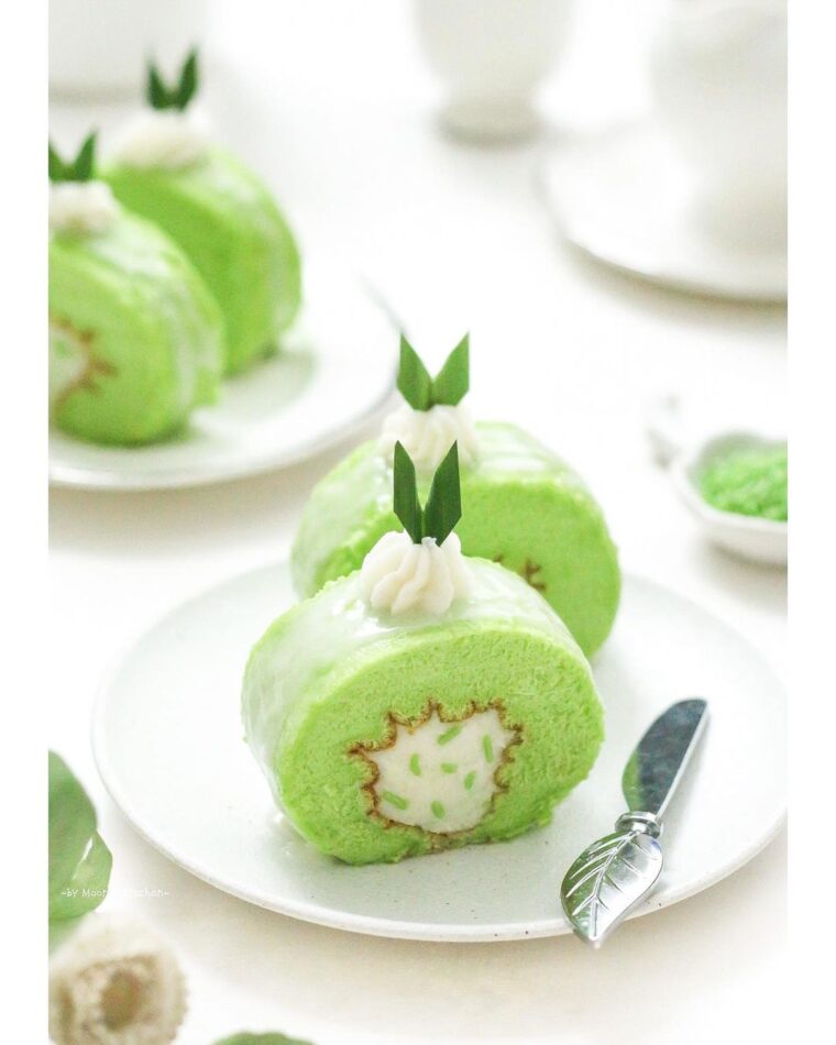 Resep Roll Cake Pandan Dari moona_jingga