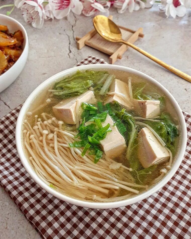 Resep Napa Cabbage With Tofu And Mushroom Soup Dari yscooking