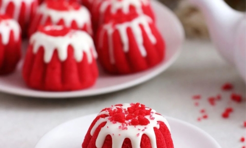 Red Velvet Putih Telur
