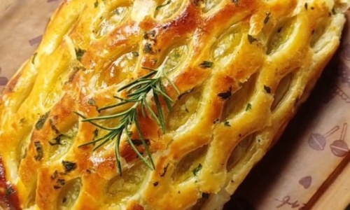 Salmon En Croute