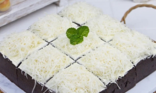 Brownies Kukus Putih Telur