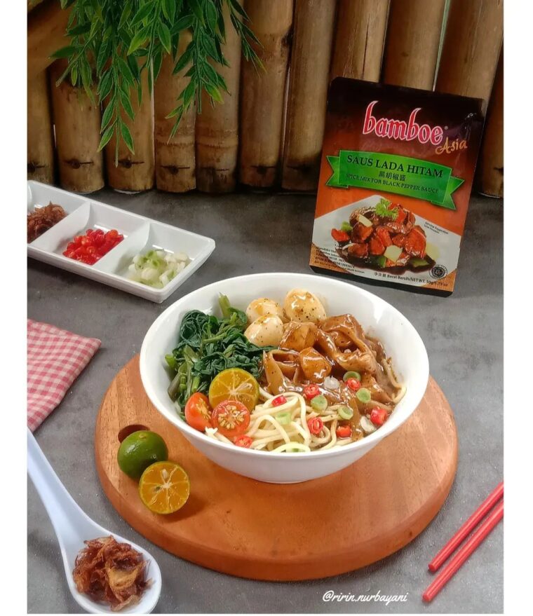 Resep Mie Kangkung Bamboe Lada Hitam Dari ririn.nurbayani
