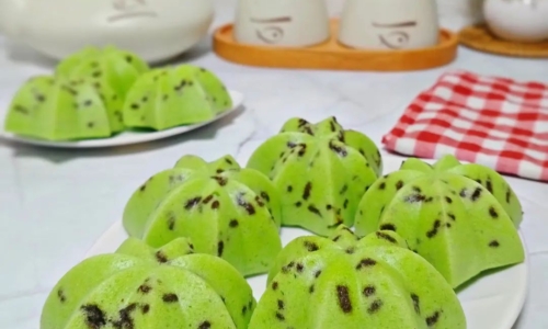 Bolu Kukus Putih Telur Pandan Meses