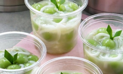 Candil Pandan Kelapa Muda