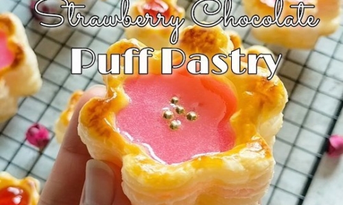 Chocolate Strawberry Puff Pastry - Kue dari Stroberi