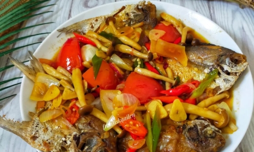 Ikan Masak Tomat Jamur