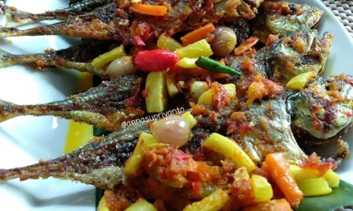 Kembung Banjar Acar Kuning - Masakan dari Mentimun