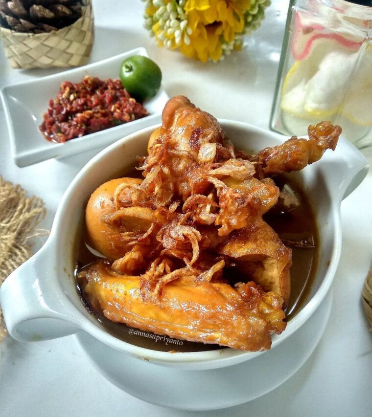 Resep Semur Ayam Tahu Telur Dari annasupriyanto