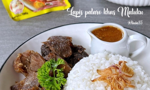 Lapis Palaro Khas Maluku