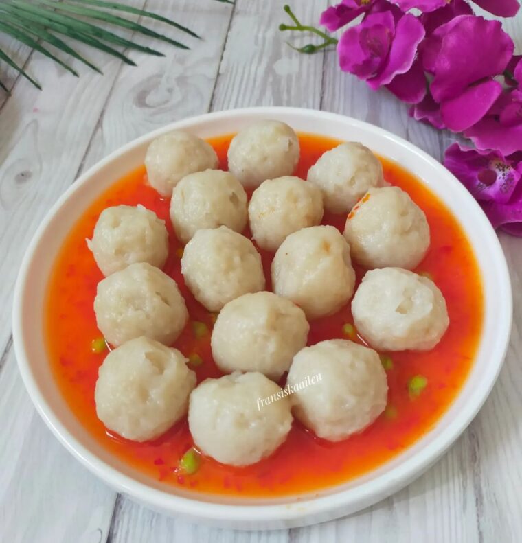 Resep Pempek Bulat Cuko Merah Dari fransiskaailen