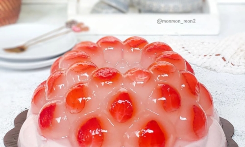 Pudding Strawberry - Kue dari Stroberi