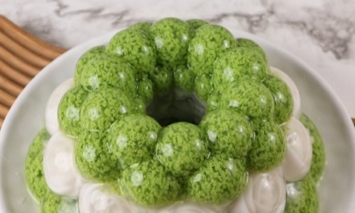 Puding Lumut Pandan Kelapa Muda